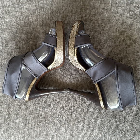 Donald J Pliner Women Platform Heels Gray Satin Gold Metallic Evening Sandals 7 - Picture 5 of 13